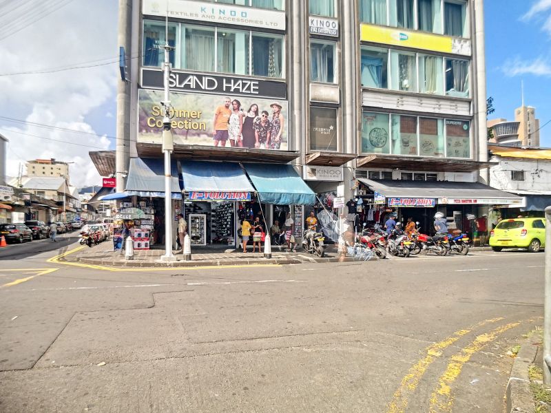 Port Louis Local d'activité 110&nbsp;m² Vente