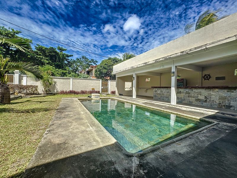 Pereybere Maison 8 pièces 495.55 m² Vente