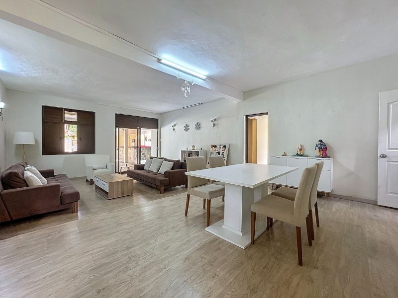 Pereybere Maison 8 pièces 495.55 m² Vente