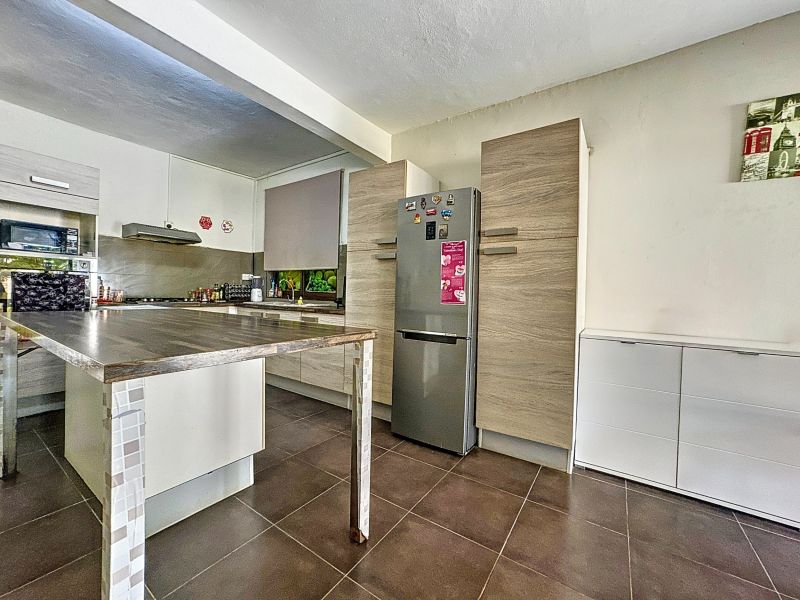 Pereybere Maison 8 pièces 495.55 m² Vente