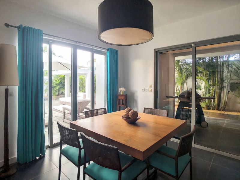house 5 rooms for rent on Pointe aux Canonniers Pointe aux Canonniers House 5 rooms 183.65 m² Rental