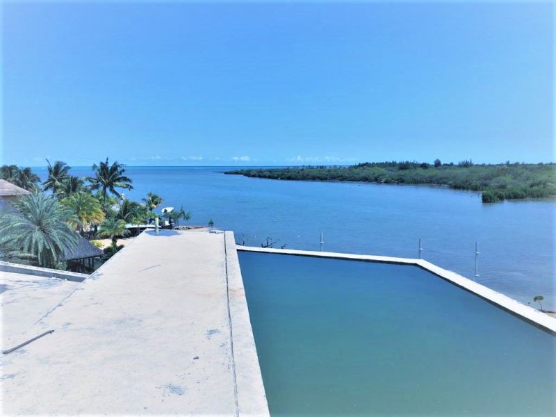 appartement 5 pièces en vente sur Rivière Noire Rivière Noire Appartement 5 pièces 223 m² Vente