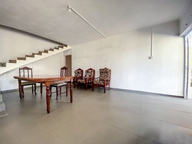 house 10 rooms for sale on Pointe aux Canonniers Pointe aux Canonniers House 10 rooms 240 m² Sale