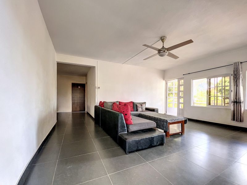 house 10 rooms for sale on Pointe aux Canonniers Pointe aux Canonniers House 10 rooms 240 m² Sale