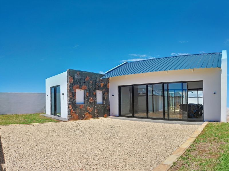 house 4 rooms for sale on Petit Raffray Petit Raffray House 4 rooms 203 m² Sale