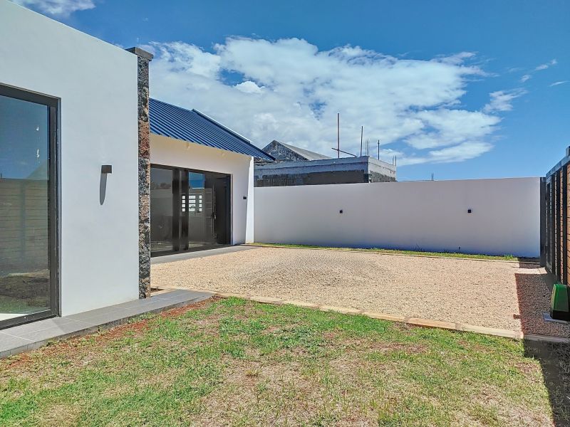 house 4 rooms for sale on Petit Raffray Petit Raffray House 4 rooms 203 m² Sale