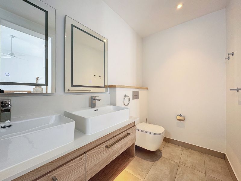 apartment 4 rooms for rent on Grand Gaube Grand Gaube Apartment 4 rooms 130.6 m² Rental