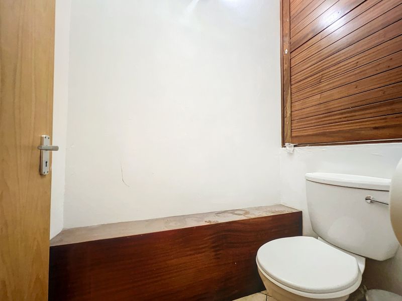 business premises for sale on Grand Baie Grand Baie Business premises 80 m² Sale