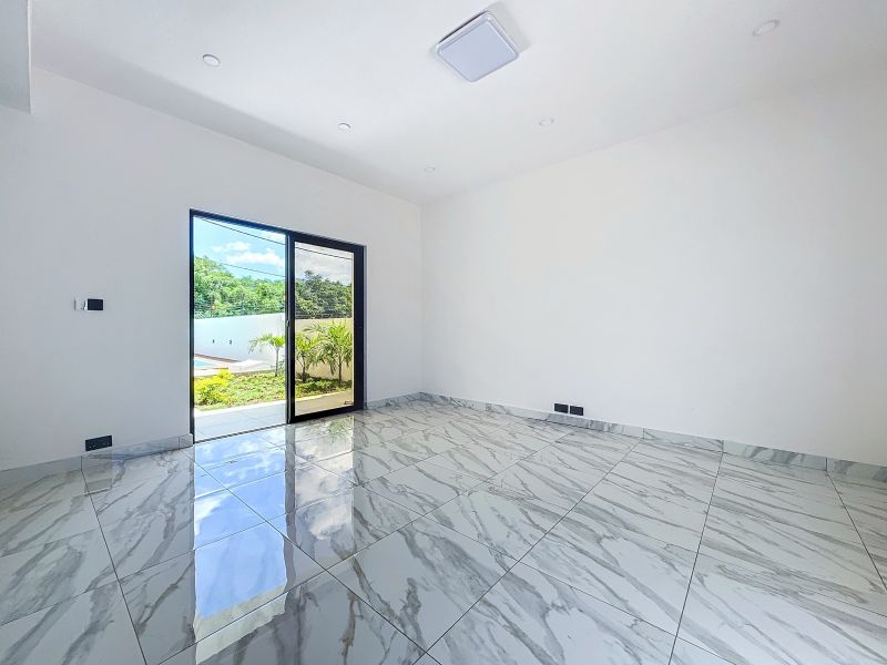 maison 5 pièces en vente sur Grand Baie Grand Baie Maison 5 pièces 185 m² Vente