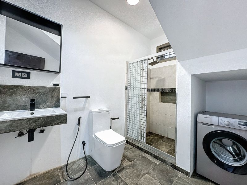 house 9 rooms for sale on Grand Baie Grand Baie House 9 rooms 268 m² Sale
