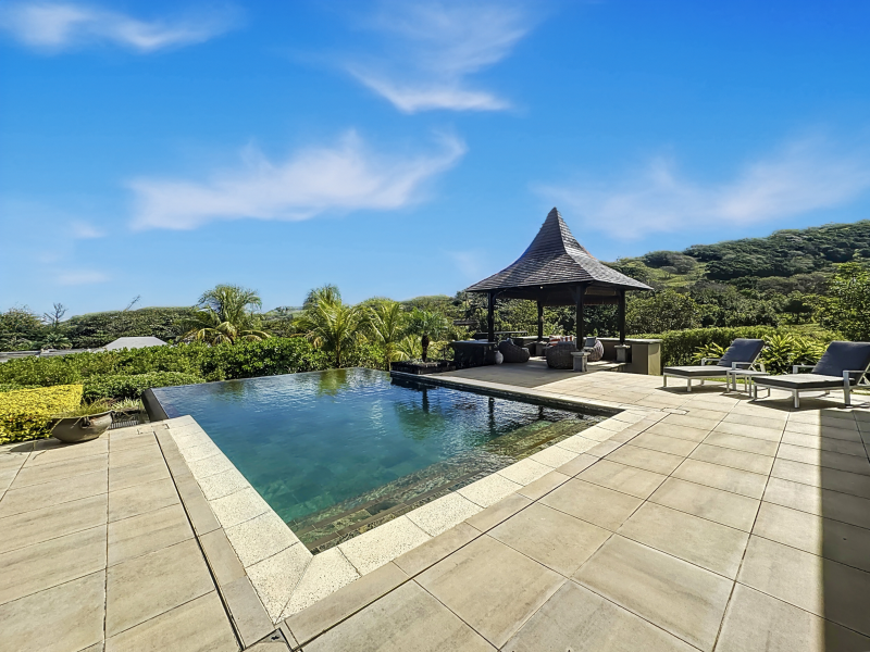 house 8 rooms for sale on Bel Ombre Bel Ombre House 8 rooms 334.1 m² Sale