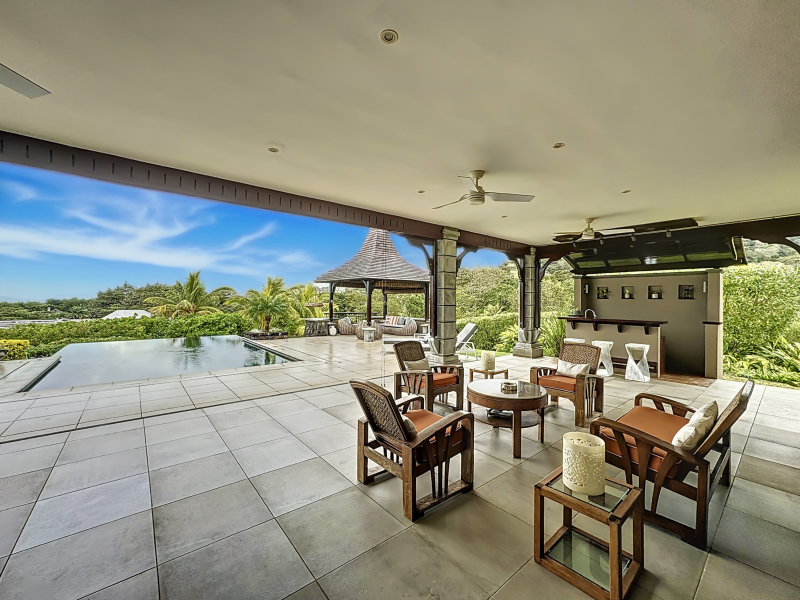 house 8 rooms for sale on Bel Ombre Bel Ombre House 8 rooms 334.1 m² Sale