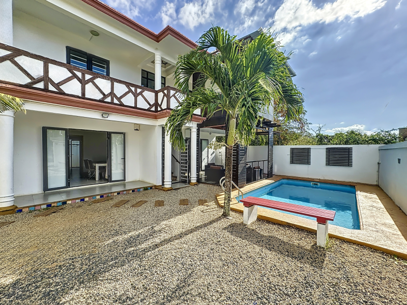 maison 8 pièces en location sur Grand Baie Grand Baie Maison 8 pièces 100.48 m² Location