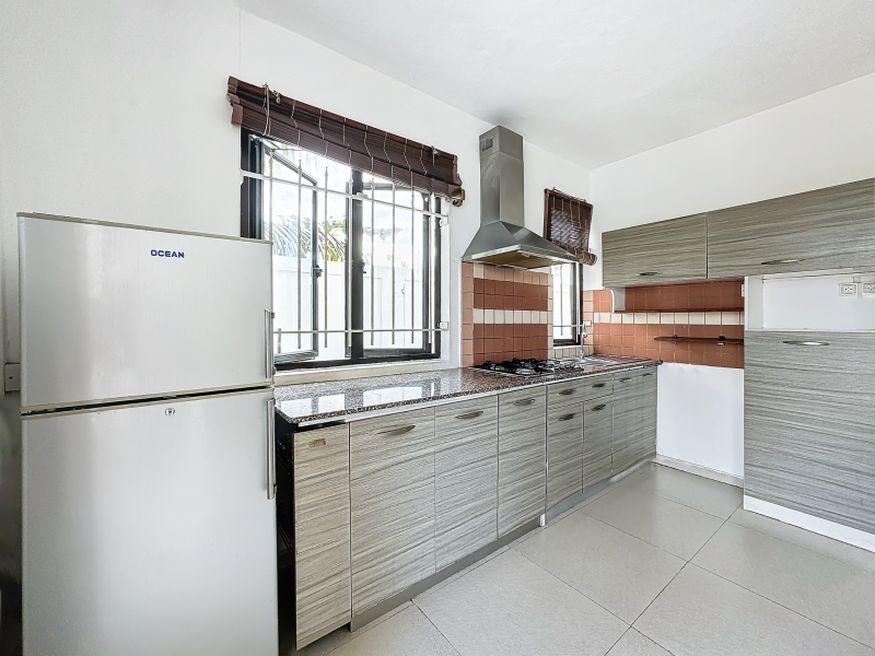 maison 8 pièces en location sur Grand Baie Grand Baie Maison 8 pièces 100.48 m² Location