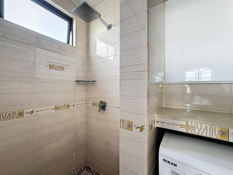 maison 8 pièces en location sur Grand Baie Grand Baie Maison 8 pièces 100.48 m² Location