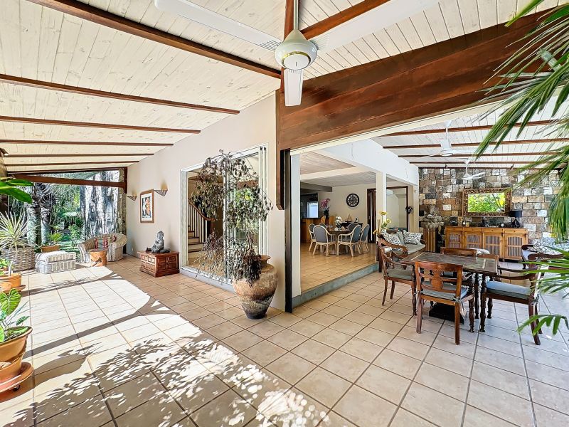 house 10 rooms for sale on Pereybere Pereybere House 10 rooms 498.75 m² Sale