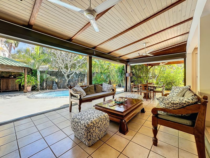 house 10 rooms for sale on Pereybere Pereybere House 10 rooms 498.75 m² Sale