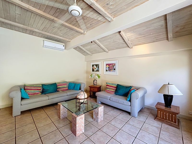 house 10 rooms for sale on Pereybere Pereybere House 10 rooms 498.75 m² Sale