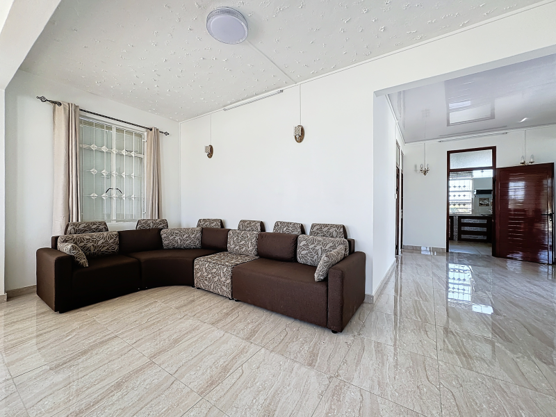 apartment 4 rooms for rent on PEREYBERE Pereybere Apartment 4 rooms 183.92 m² Rental