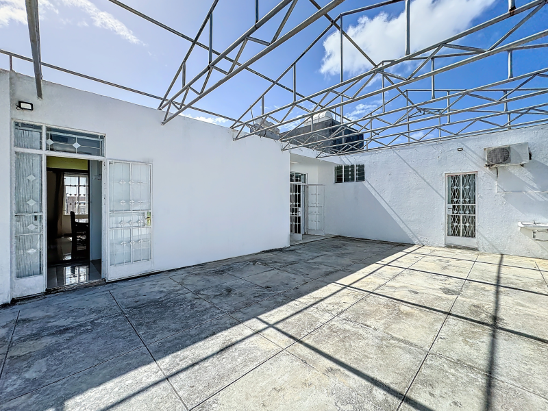 apartment 4 rooms for rent on PEREYBERE Pereybere Apartment 4 rooms 183.92 m² Rental