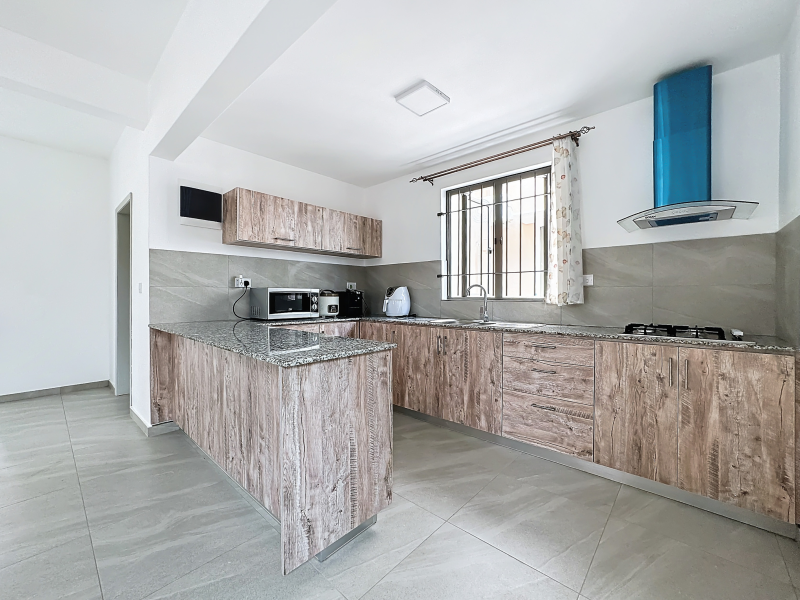 house 5 rooms for sale on Pereybere Pereybere House 5 rooms 149.72 m² Sale