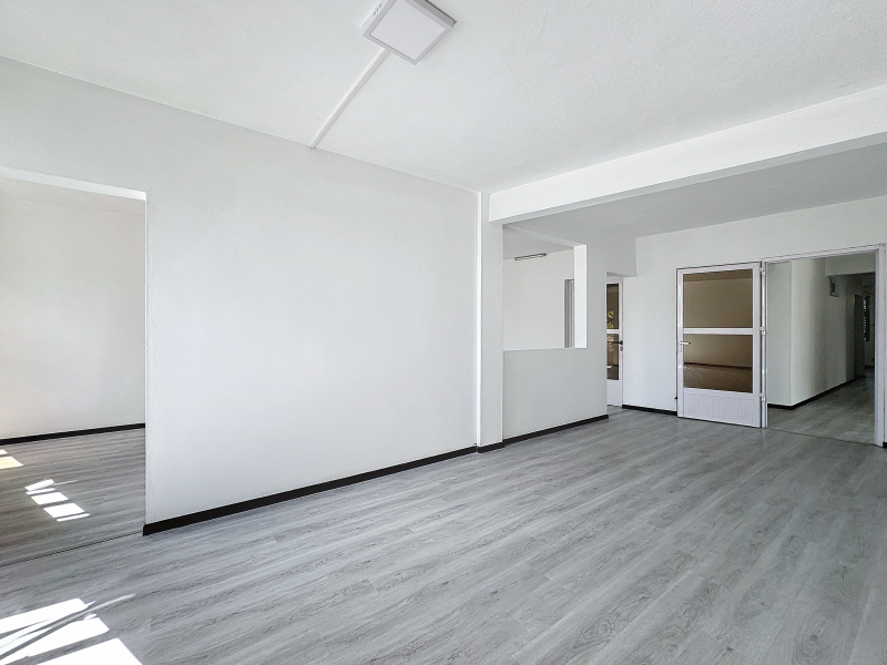 Grand Baie Bureaux 82 m² Location