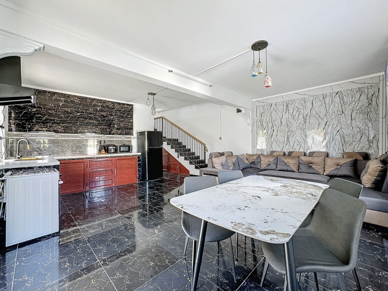 Mont Choisy Maison 5&nbsp;pièces 121.75&nbsp;m² Vente