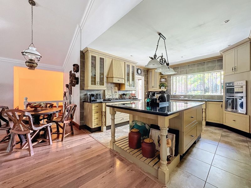 house 7 rooms for sale on Mapou Mapou House 7 rooms 505 m² Sale