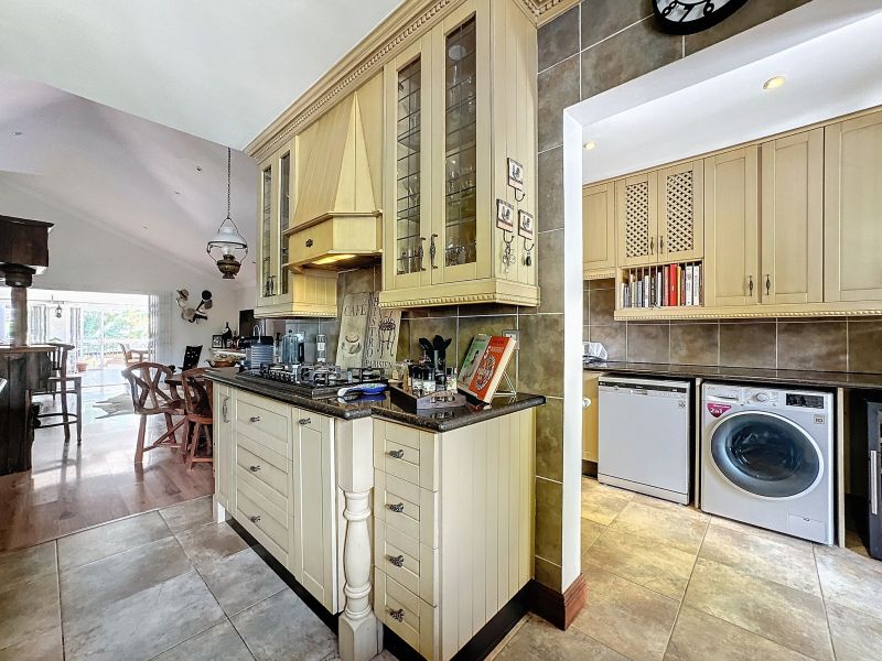 house 7 rooms for sale on Mapou Mapou House 7 rooms 505 m² Sale