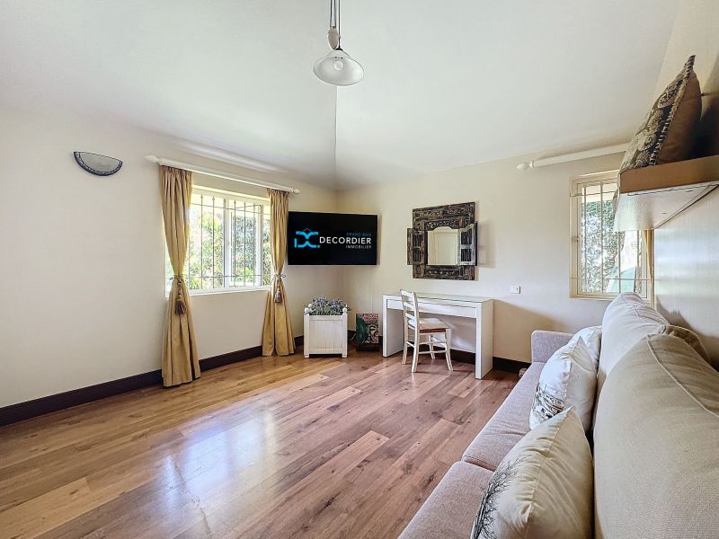 house 7 rooms for sale on Mapou Mapou House 7 rooms 505 m² Sale