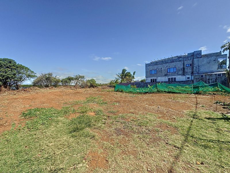 Poudre d'or Land 1146 m² Sale