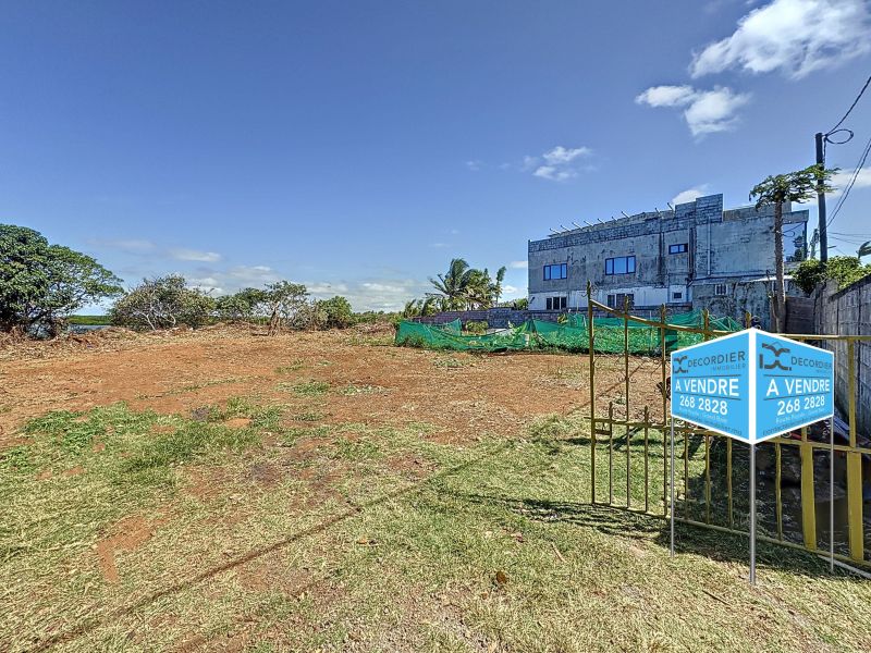 Poudre d'or Land 1146 m² Sale