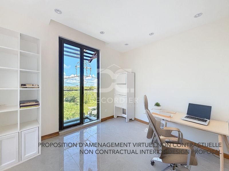 house 6 rooms for sale on Pereybere Pereybere House 6 rooms 205 m² Sale