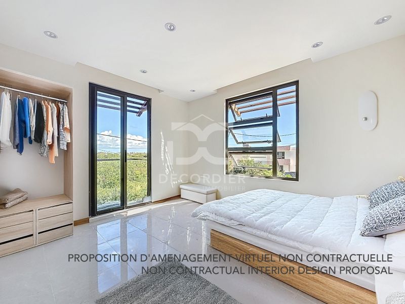 house 6 rooms for sale on Pereybere Pereybere House 6 rooms 205 m² Sale