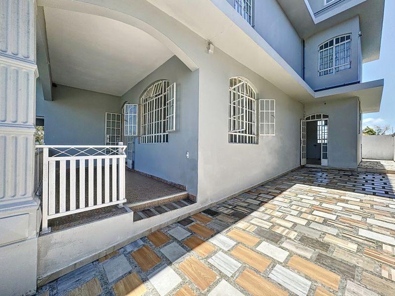 maison 11 pièces en vente sur Calodyne Calodyne Maison 11 pièces 300 m² Vente