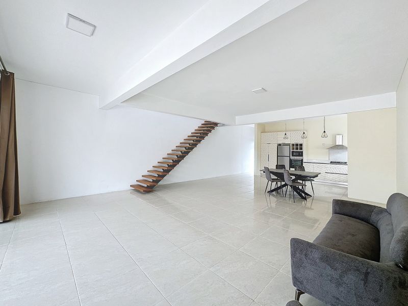 apartment 3 rooms for sale on Pointe aux Piments Pointe aux Piments Apartment 3 rooms 150 m² Sale