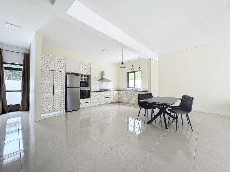 apartment 3 rooms for sale on Pointe aux Piments Pointe aux Piments Apartment 3 rooms 150 m² Sale