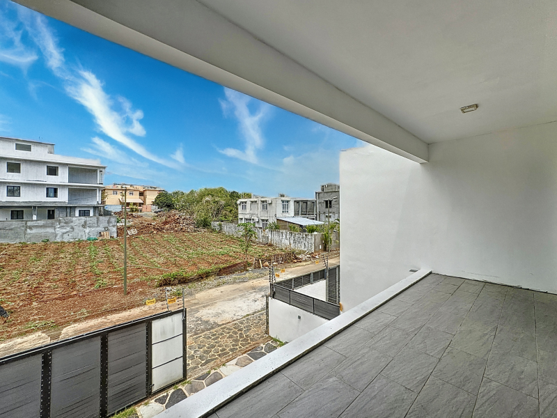 apartment 3 rooms for sale on Pointe aux Piments Pointe aux Piments Apartment 3 rooms 150 m² Sale