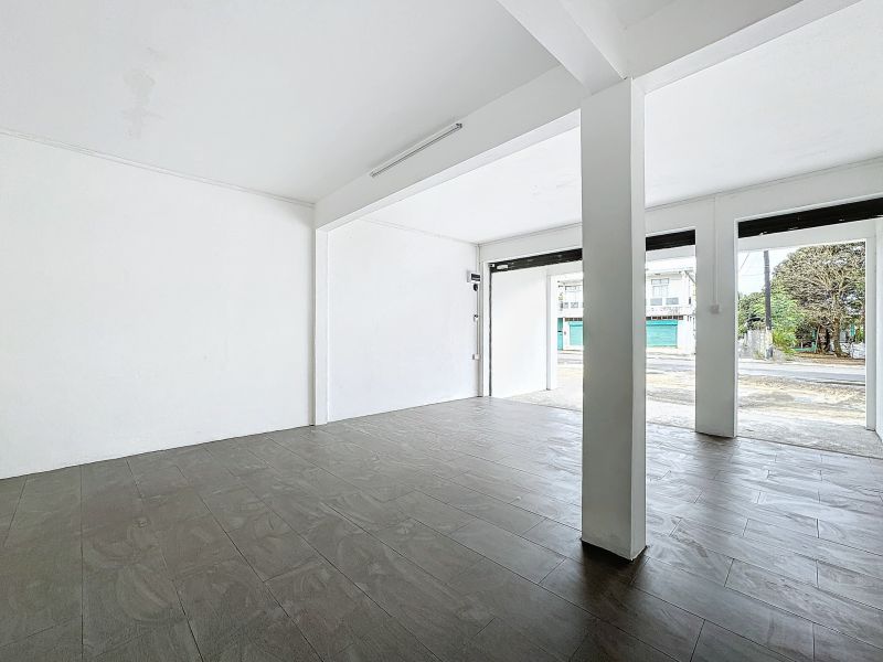 local d'activité en location sur The Vale The Vale Local d'activité 40 m² Location