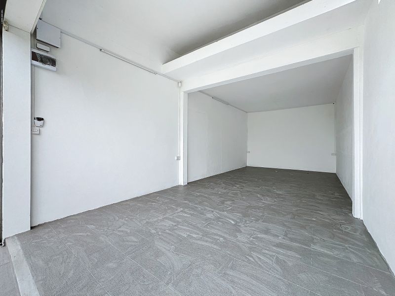 local d'activité en location sur The Vale The Vale Local d'activité 40 m² Location