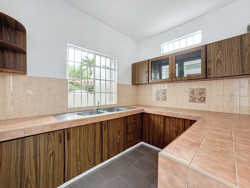 apartment 4 rooms for sale on Pereybere Pereybere Apartment 4 rooms 108 m² Sale