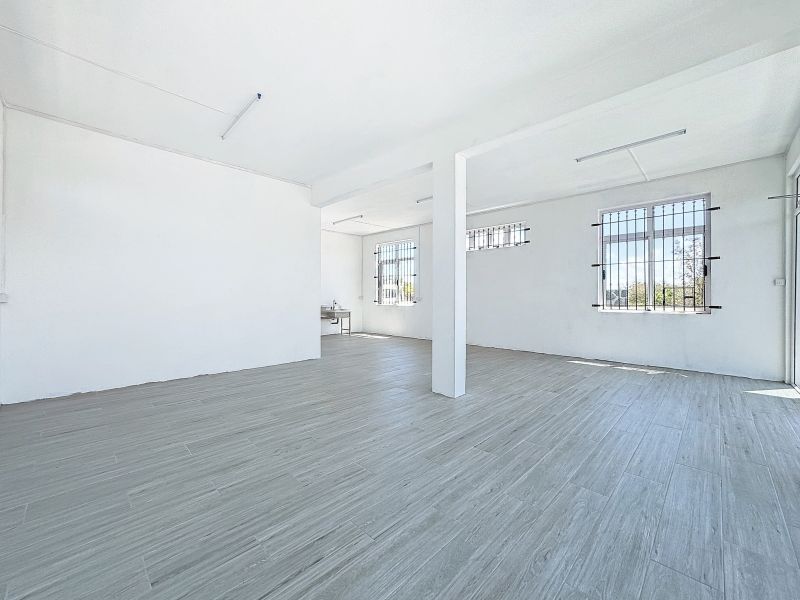activity premises for rent on Grand Gaube Grand Gaube Activity premises 70 m² Rental