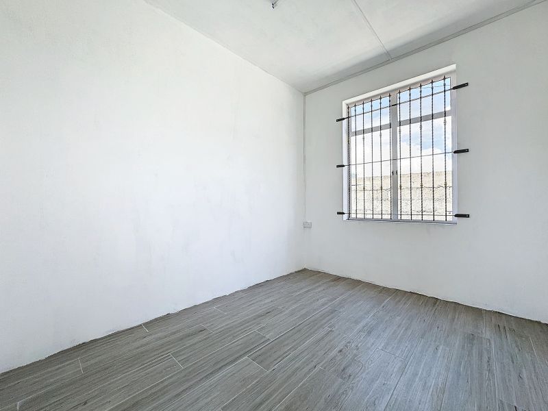 activity premises for rent on Grand Gaube Grand Gaube Activity premises 70 m² Rental
