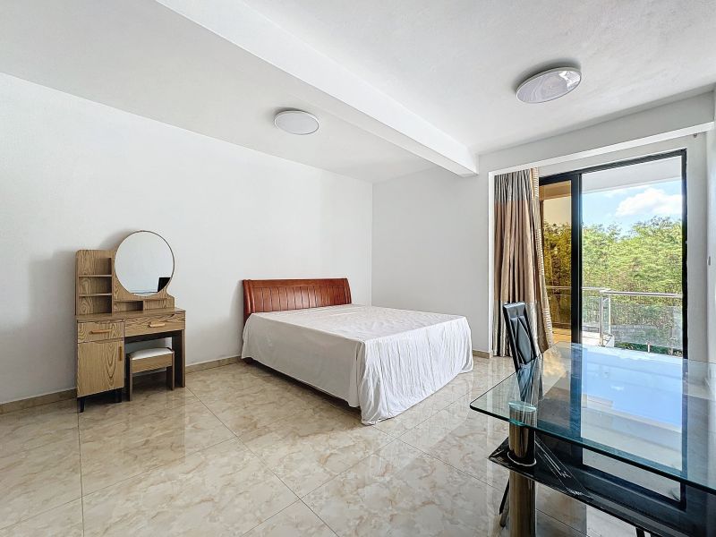 Pereybere Apartment 4 rooms 200 m² Rental