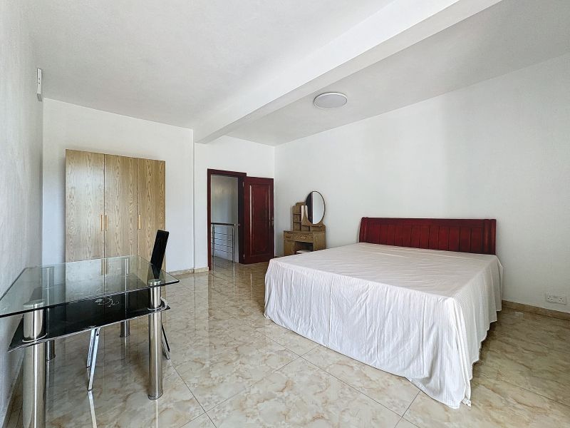 Pereybere Apartment 4 rooms 200 m² Rental