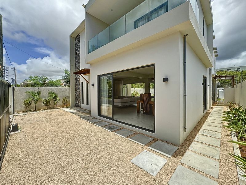 house 5 rooms for sale on Pereybere Pereybere House 5 rooms 265 m² Sale