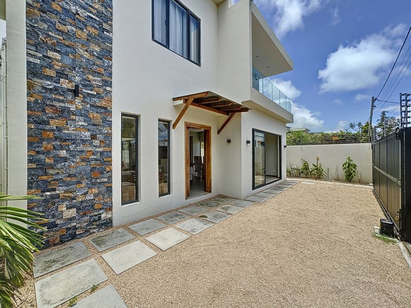 house 5 rooms for sale on Pereybere Pereybere House 5 rooms 265 m² Sale