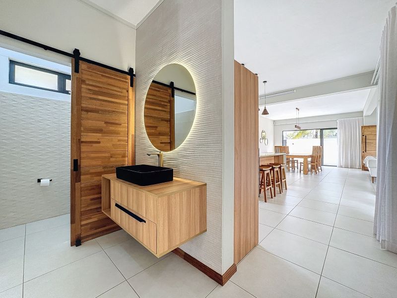 house 5 rooms for sale on Pereybere Pereybere House 5 rooms 265 m² Sale