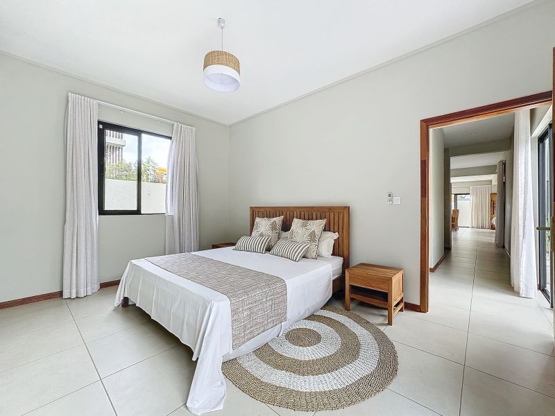 house 5 rooms for sale on Pereybere Pereybere House 5 rooms 265 m² Sale