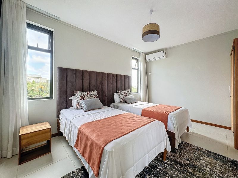 house 5 rooms for sale on Pereybere Pereybere House 5 rooms 265 m² Sale